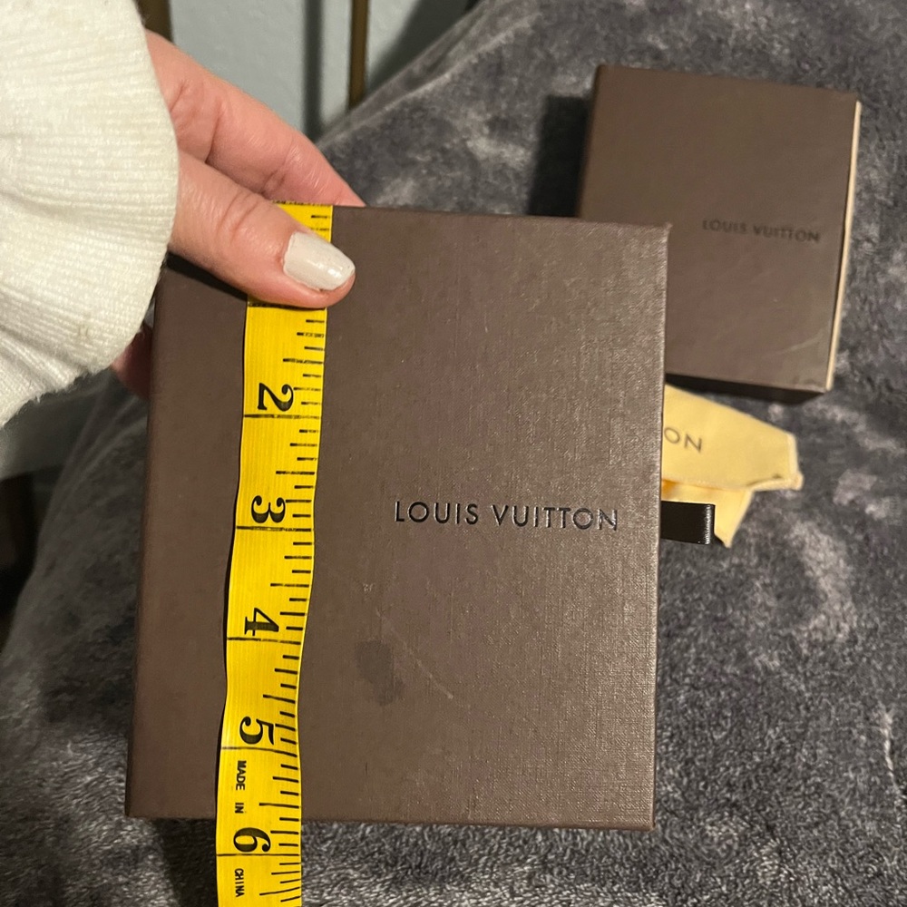 Louis Vuitton box no dust bag